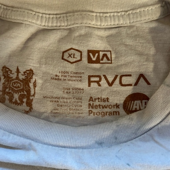 RVCA XL tee - Picture 2 of 4